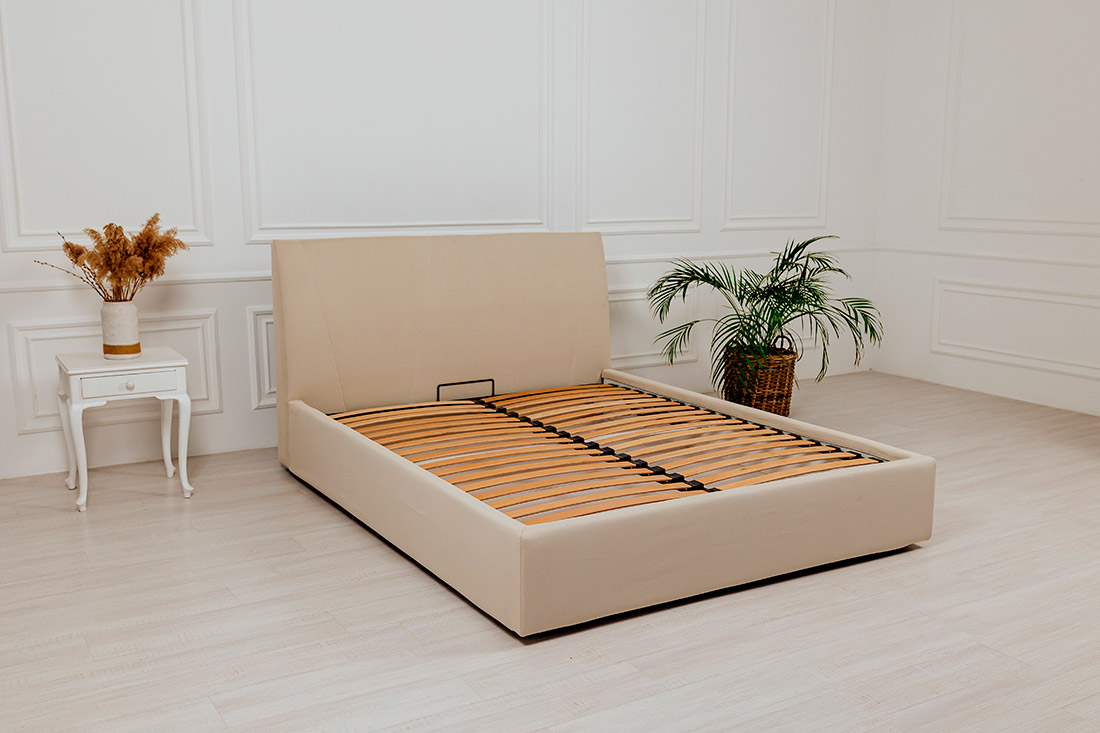 Bed Adams 1800x2000mm